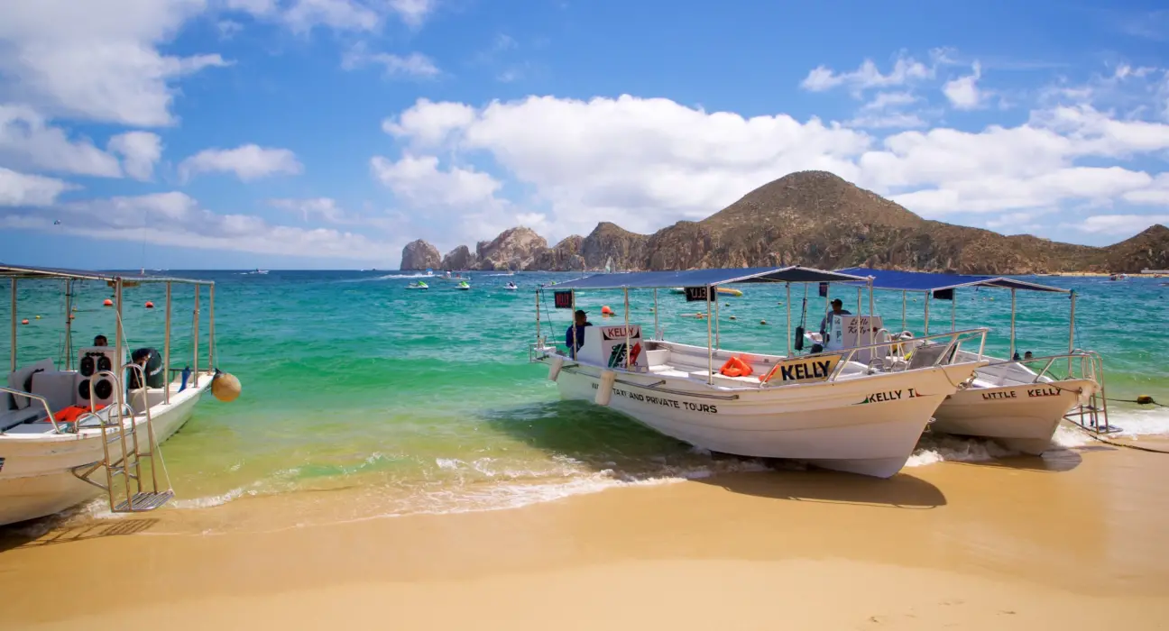 medano-beach-los-cabos