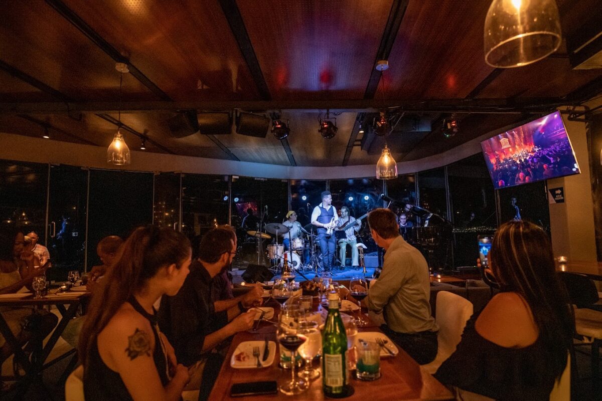 food-recomendations-jazz-on-the-rocks