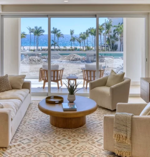 Destino-Los-Cabos-magazine_blog_On the Pulse by Barrie Livingstone 01