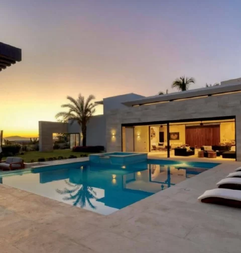 Destino-Los-Cabos-magazine_blog_On The Pulse by Barrie Livinstone 01