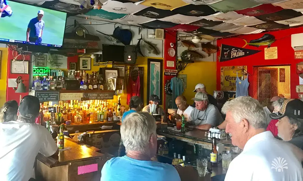 Destino-Los-Cabos-magazine_blog_The Best Pubs and Bars in Baja California Sur 07