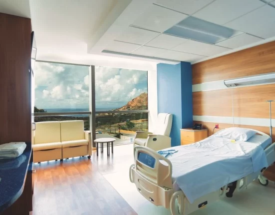 Destino-Los-Cabos-magazine_blog_Insurance in Mexico_ What Every Foreign Resident Should Know About Home, Health, Car, and Family Coverage 01