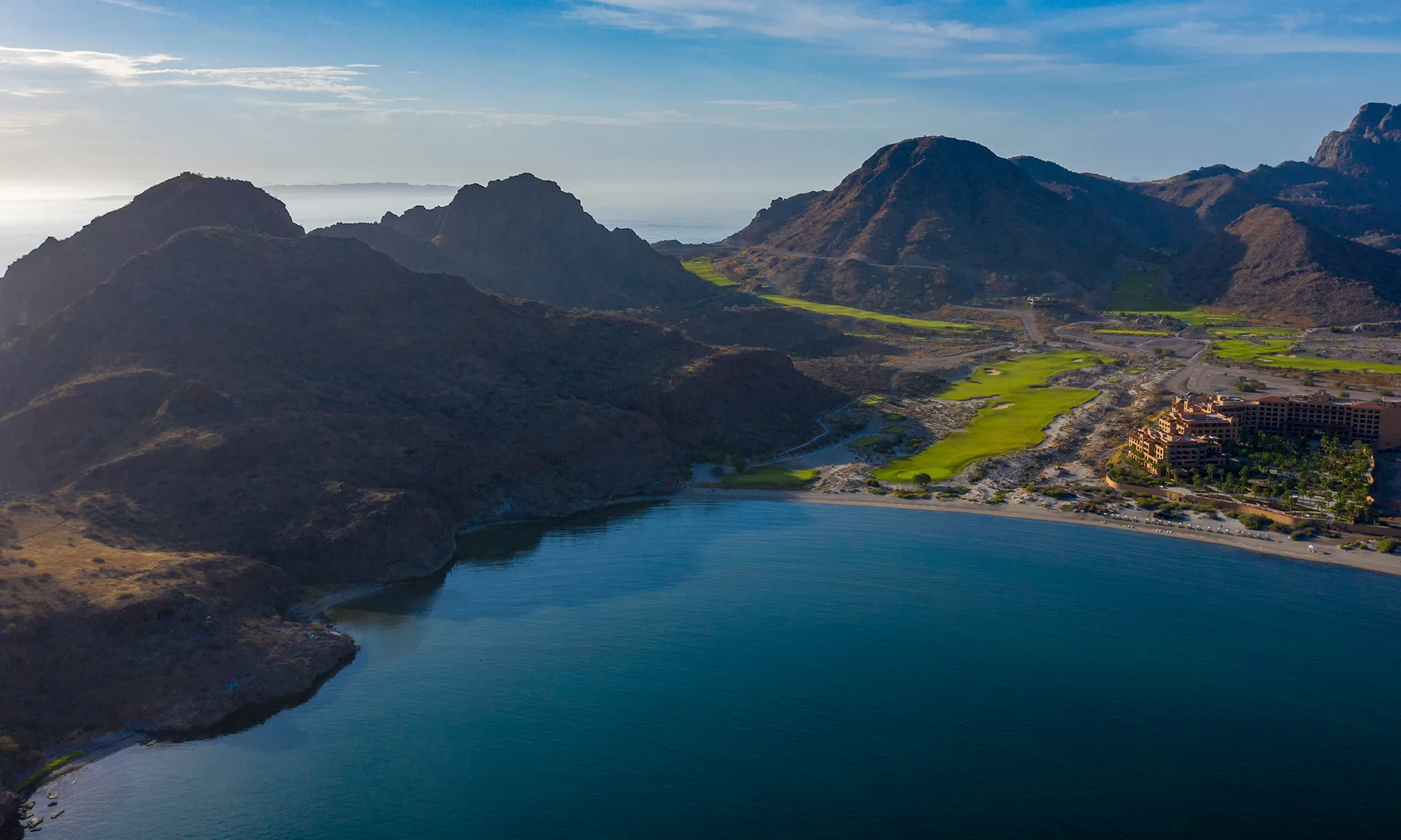 Destino-Los-Cabos-magazine_blog_A Golf Course that Lives in the Landscape_Loreto's TPC Danzante Bay 02