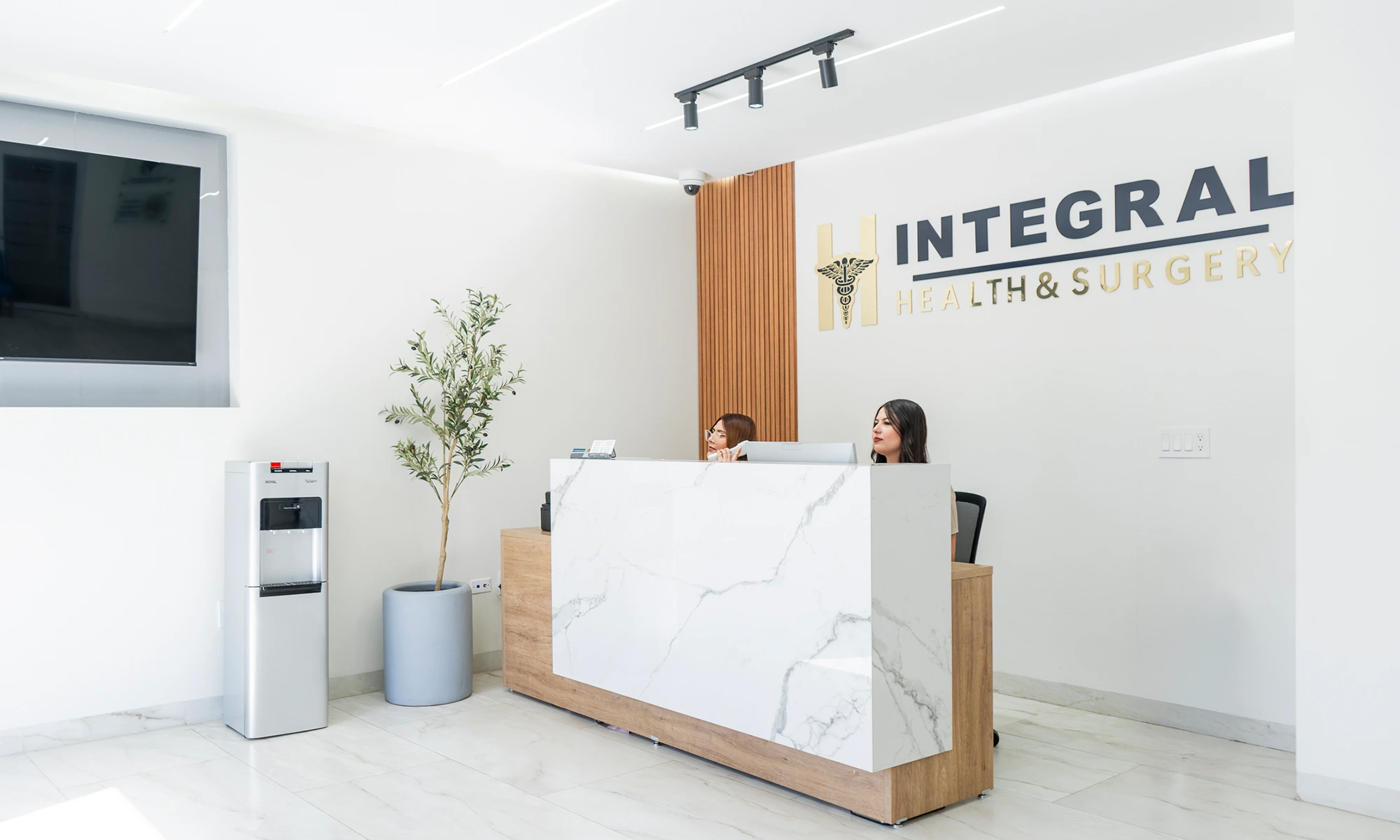 Destino-Los-Cabos-magazine_blog_Dr. Martin Alcazar on Prostate Cancer Awareness and Modern Urology in Los Cabos 03