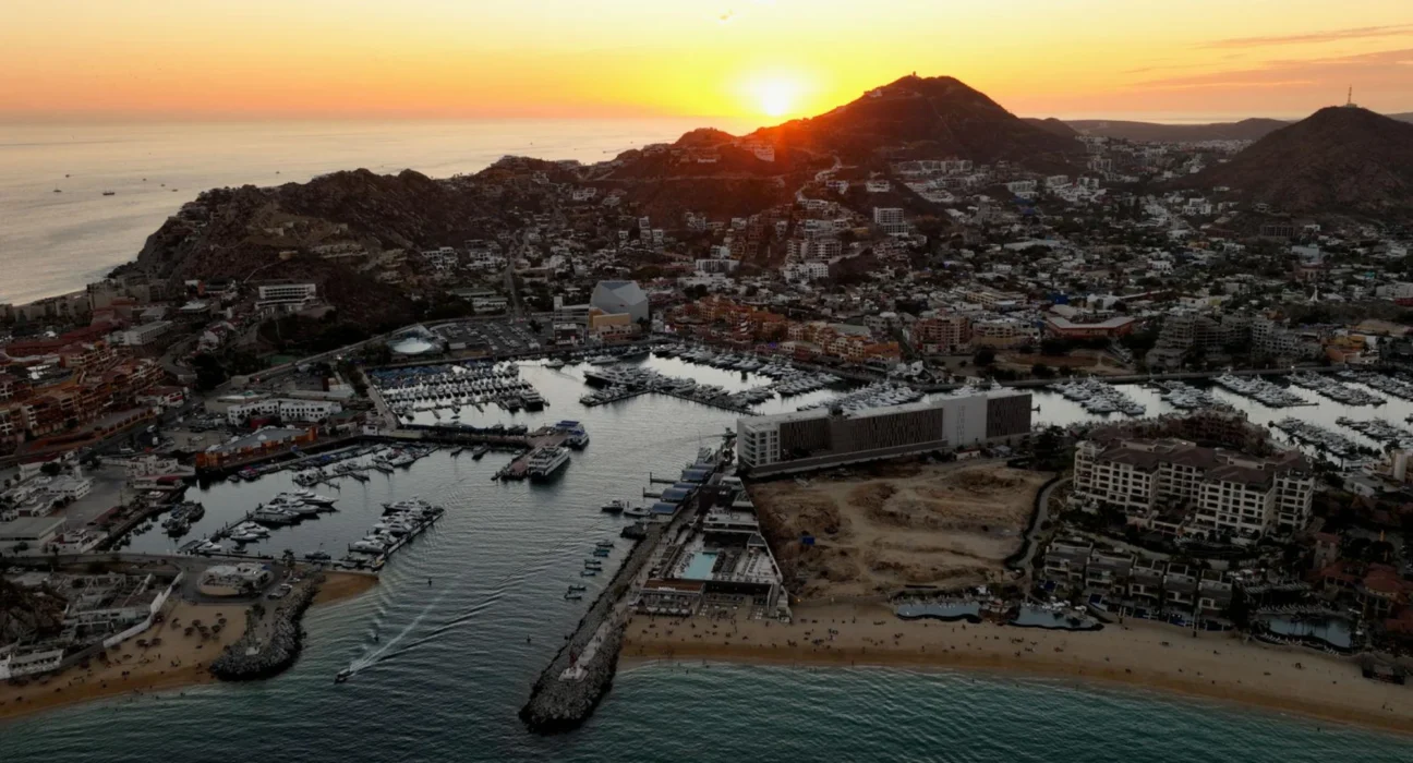 Destino-Los-Cabos-magazine_blog_Baja California Sur Leads Mexico in Economic Growth as Los Cabos Tourism Surges 130% in the Past Decade 01