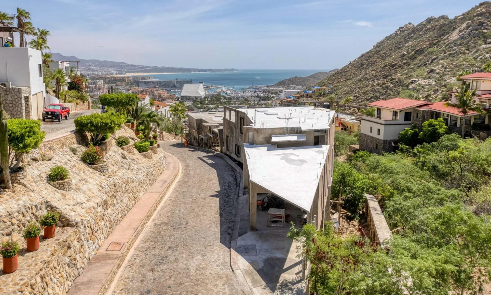 Destino-Los-Cabos-magazine_blog_Building in Cabo From Abroad_Where Projects Gain or Lose Control 04