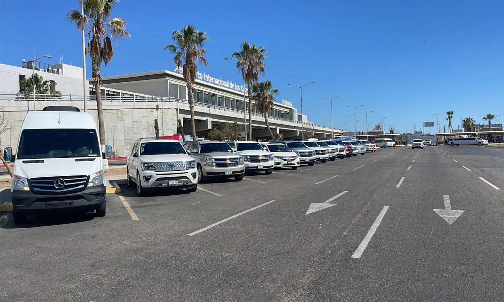 Destino-Los-Cabos-magazine_blog_Uber, Taxis, and a New Arrangement in Mexico 01